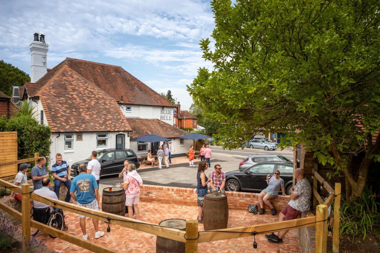 The Blue Bell Hotell Midhurst Exteriör bild
