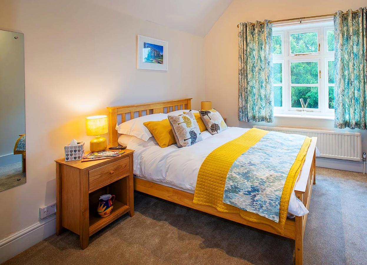 The Blue Bell Hotell Midhurst Rum bild